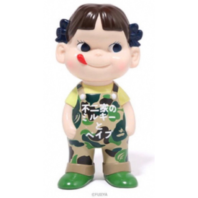 A BATHING APE(アベイシングエイプ)の不二家ソフビ BAPE®︎×ペコちゃん  エンタメ/ホビーのおもちゃ/ぬいぐるみ(キャラクターグッズ)の商品写真