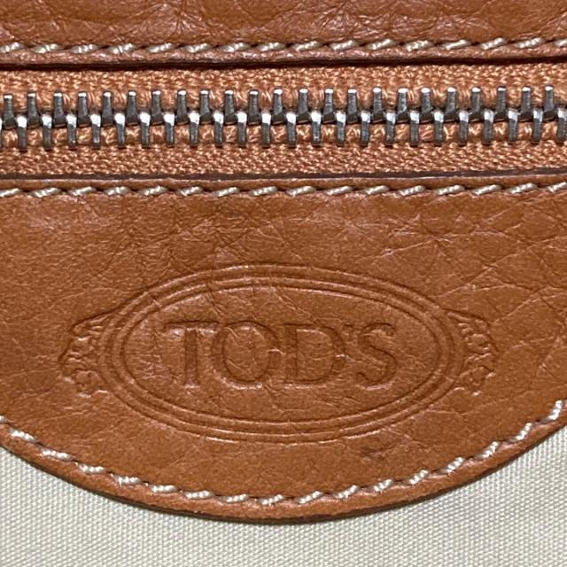 TOD'S(トッズ)のトッズ ショルダーバッグ - ブラウン レディースのバッグ(ショルダーバッグ)の商品写真