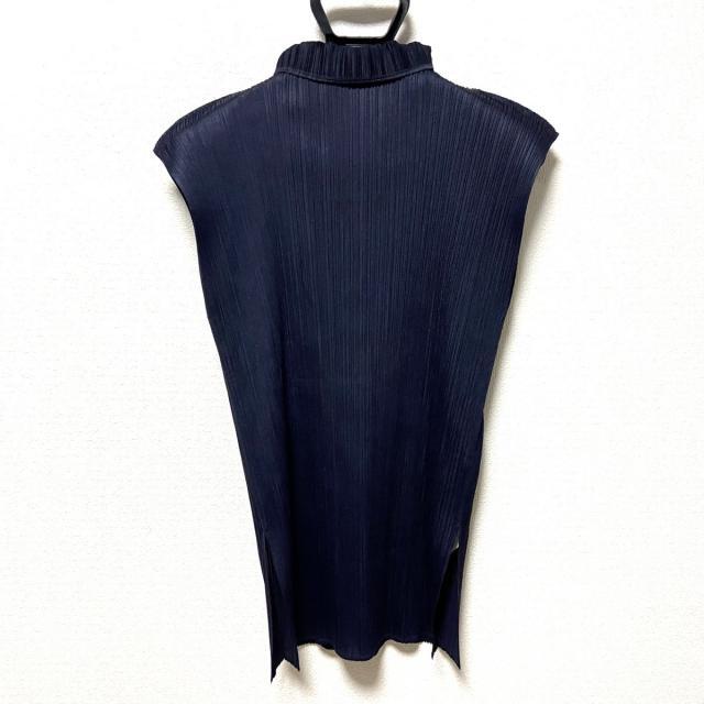 PLEATS PLEASE ISSEY MIYAKE(プリーツプリーズイッセイミヤケ)のプリーツプリーズ ノースリーブカットソー レディースのトップス(カットソー(半袖/袖なし))の商品写真