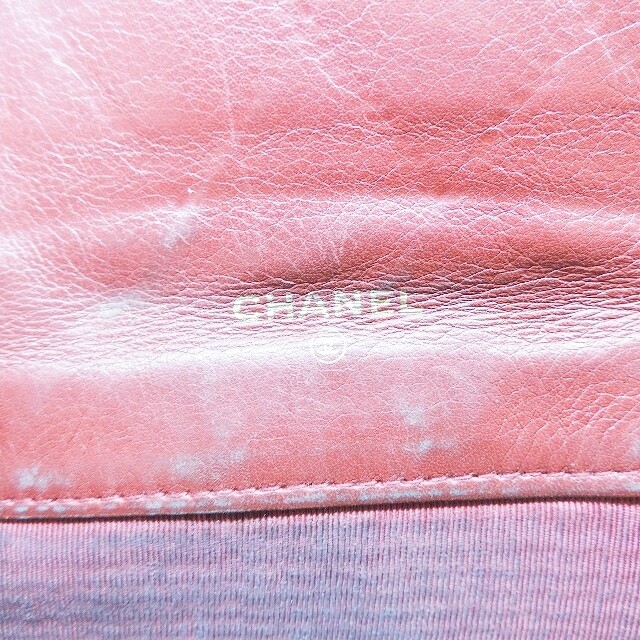 CHANEL(シャネル)のシャネル 2つ折り財布 - レッド ココマーク レディースのファッション小物(財布)の商品写真