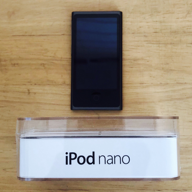 iPod(アイポッド)のiPod nano 第7世代 Space Gray スマホ/家電/カメラのオーディオ機器(ポータブルプレーヤー)の商品写真