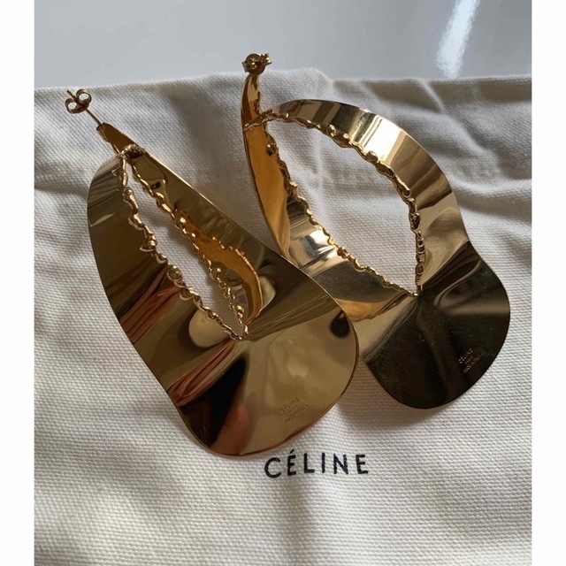 フィービーCELINE   セリーヌ　フィービー  ピアス