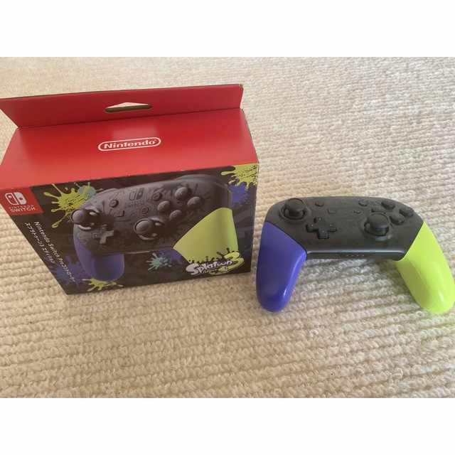 Nintendo Switch Proコントローラー