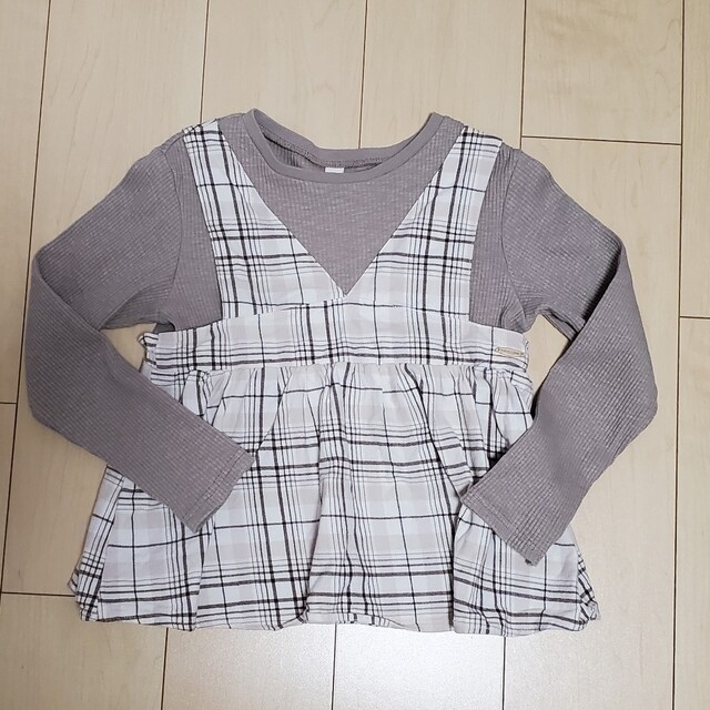 apres les cours(アプレレクール)のapres les cours 130cm ２着 ｱﾌﾟﾚﾚｸｰﾙ キッズ/ベビー/マタニティのキッズ服女の子用(90cm~)(Tシャツ/カットソー)の商品写真