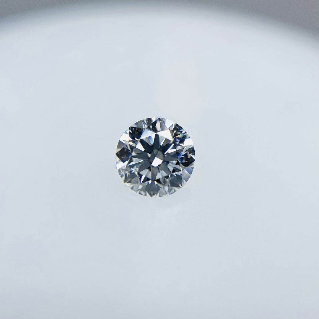 ラウンドブリリアントカット！ Dカラー IF/0.30ct/RT1710/GIA レディースのアクセサリー(その他)の商品写真