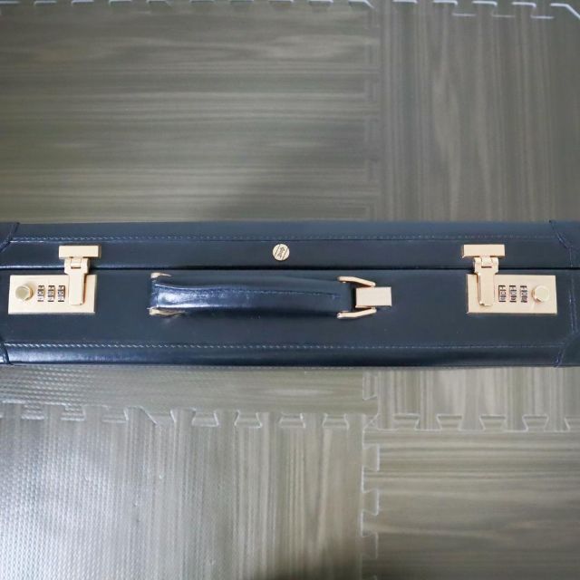 高品質最新作 GOLD PFEIL - ゴールドファイル GOLD PFEIL オールレザー
