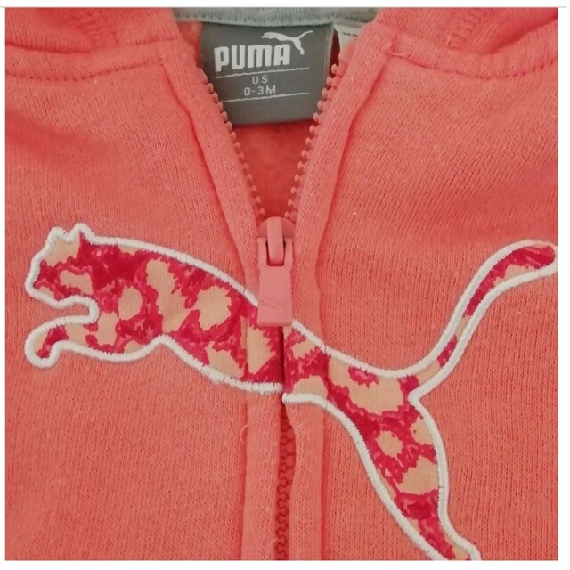 PUMA(プーマ)のPUMA プーマ 裏起毛　パーカー オレンジ　50　60　ベビー　アウター キッズ/ベビー/マタニティのベビー服(~85cm)(トレーナー)の商品写真