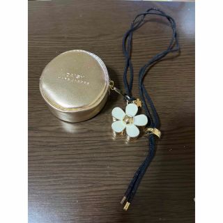 マークジェイコブス(MARC JACOBS)のマークジェイコブス　DAISY 練り香水(香水(女性用))