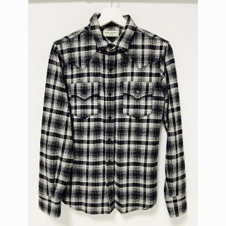 SAINT LAURENT(シャツ)のフリマアイテム一覧 SAINT LAURENT(シャツ)のフリマアイテム一覧