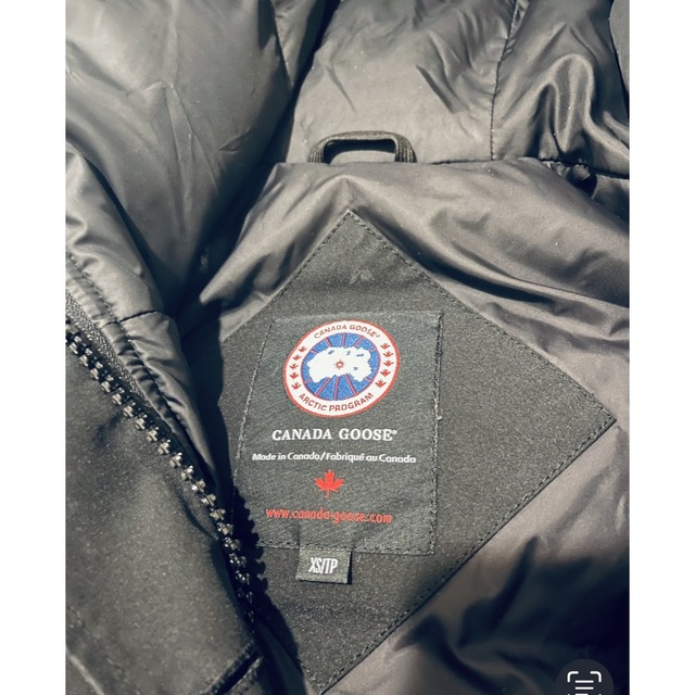 CANADA GOOSE(カナダグース)のCANADA GOOSE MONTEBELLO PARKA 　カナダグース　本物 レディースのジャケット/アウター(ダウンジャケット)の商品写真