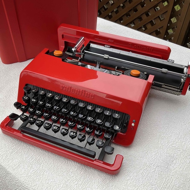 感謝価格】 Olivetti 整備済 valentine. 完動品 整備済 完動品 品 超美