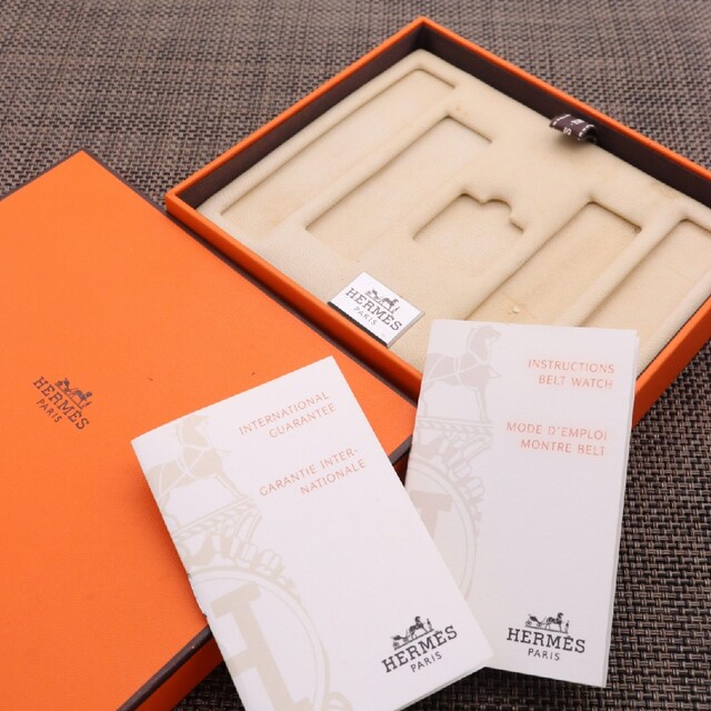 付属品付き【新品電池】HERMES ベルトウォッチ/動作良好 BE1.210 2022