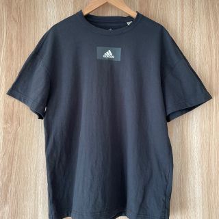 アディダス(adidas)のadidas Tシャツ(Tシャツ(半袖/袖なし))