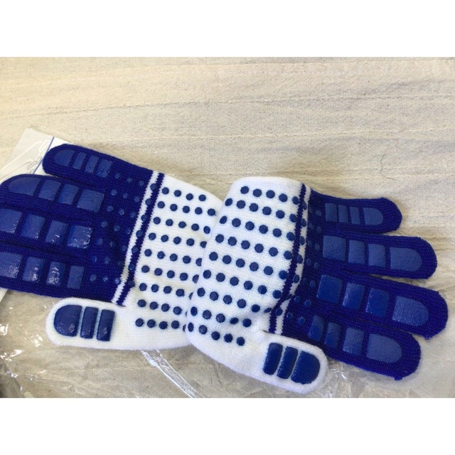 ⭐︎新品未使用⭐︎Realmadrid Glove 手袋 キッズ/ベビー/マタニティのこども用ファッション小物(手袋)の商品写真
