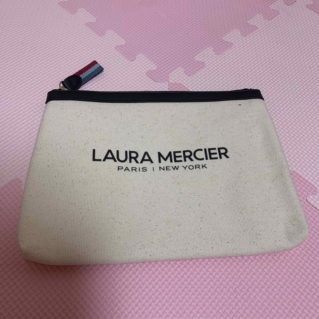laura mercier(ローラメルシエ)のローラ　メルシェ　特製フラットジッパーポーチ レディースのファッション小物(ポーチ)の商品写真