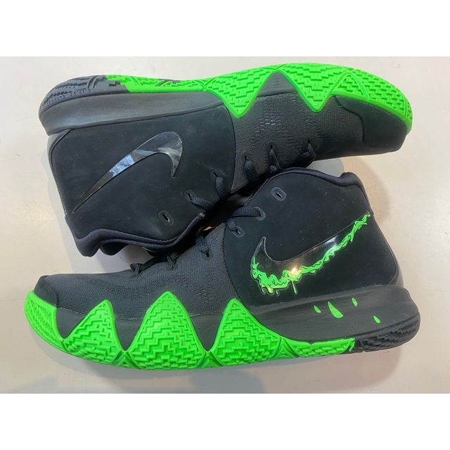 スニーカーNIKE KYRIE 4 EP HALLOWEEN US9 新品