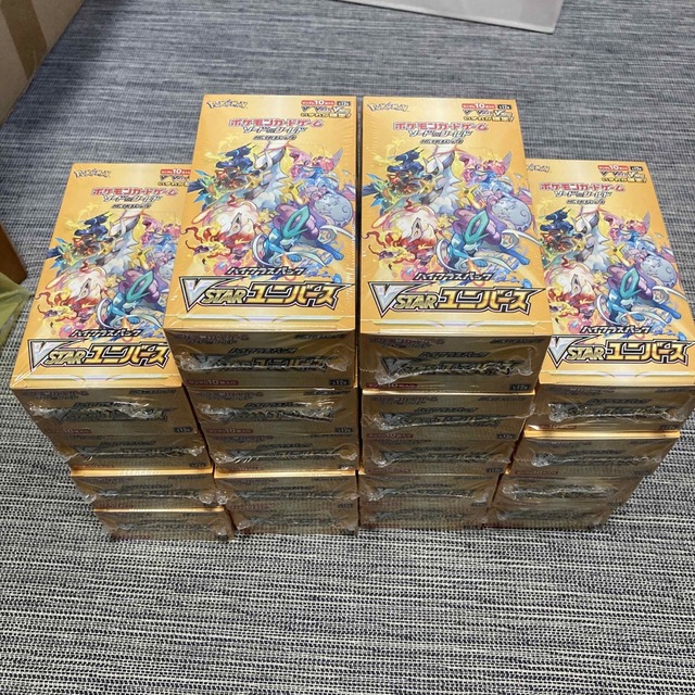 ポケモンカード vstarユニバース 新品 未開封 シュリンク付き 18BOXトレーディングカード