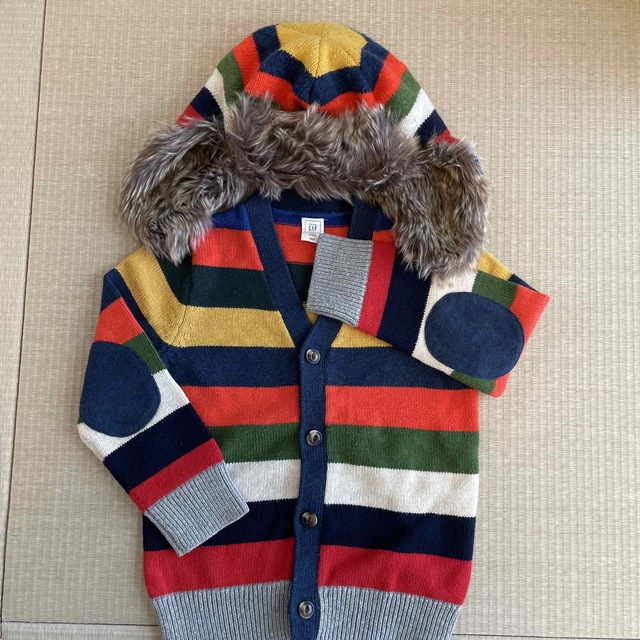 babyGAP(ベビーギャップ)のGAP 4歳　105㎝　カーディガン　ニット帽　 キッズ/ベビー/マタニティのキッズ服男の子用(90cm~)(カーディガン)の商品写真