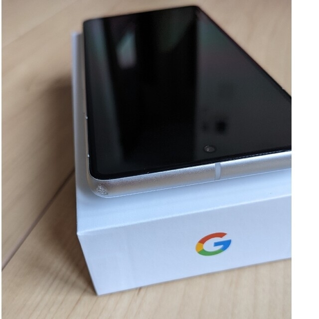 Google Pixel(グーグルピクセル)のGoogle　Pixel7　snow 128gb スマホ/家電/カメラのスマートフォン/携帯電話(スマートフォン本体)の商品写真