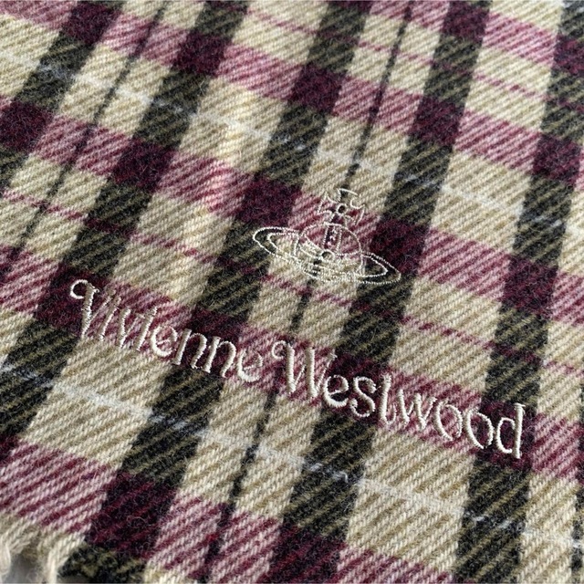 Vivienne Westwood(ヴィヴィアンウエストウッド)の【美品】ヴィヴィアンウエストウッド チェック カシミヤ混 マフラー オーブ 刺繍 レディースのファッション小物(マフラー/ショール)の商品写真