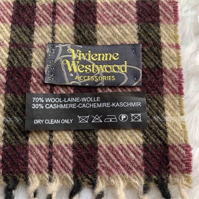 Vivienne Westwood(ヴィヴィアンウエストウッド)の【美品】ヴィヴィアンウエストウッド チェック カシミヤ混 マフラー オーブ 刺繍 レディースのファッション小物(マフラー/ショール)の商品写真