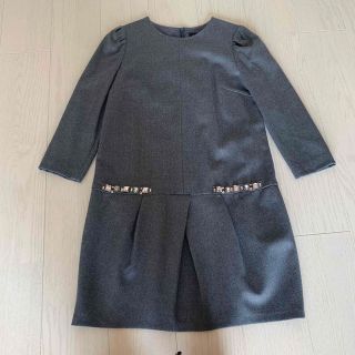 ジルスチュアート(JILLSTUART)の新品　グレー　ワンピース　長袖　秋冬　ビジュー　ウール　スカート  黒(ひざ丈ワンピース)