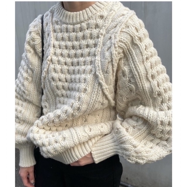 専用美品クラネCLANE HAND CABLE ARCH KNIT TOPS