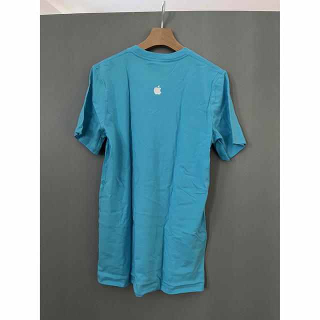 Apple(アップル)の【新品、未使用】Apple スタッフ Tシャツ メンズのトップス(Tシャツ/カットソー(半袖/袖なし))の商品写真