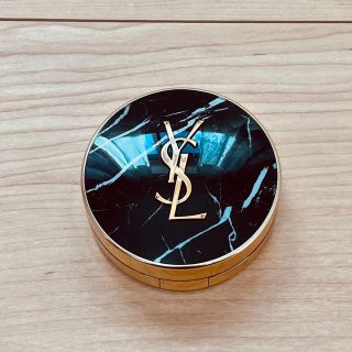 イヴサンローランボーテ(Yves Saint Laurent Beaute)の【YSL】ファンデーションケース(ボトル・ケース・携帯小物)