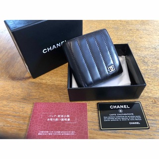 CHANEL - 【美品】CHANEL　シャネル　二つ折り財布　ブラック　