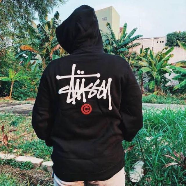 【新品】stussy スウェットパーカー　サイズL ブラック 2