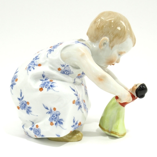 MEISSEN(マイセン)のMeissen マイセン ヘンチェル人形 「人形と遊ぶ子供」 フィギュリン 箱付き  インテリア 置物 陶磁器 美品【中古】【送料無料】 インテリア/住まい/日用品のインテリア小物(置物)の商品写真