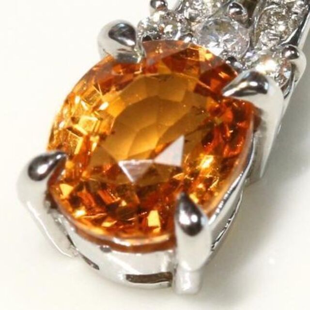 K18WGペンダント オレンジガーネット1.67ct D0.09ct