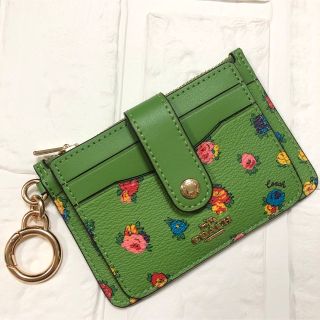 コーチ(COACH)の新作コーチキーリングIDホルダー付きコインケース カード入れ付きフラワーグリーン(財布)