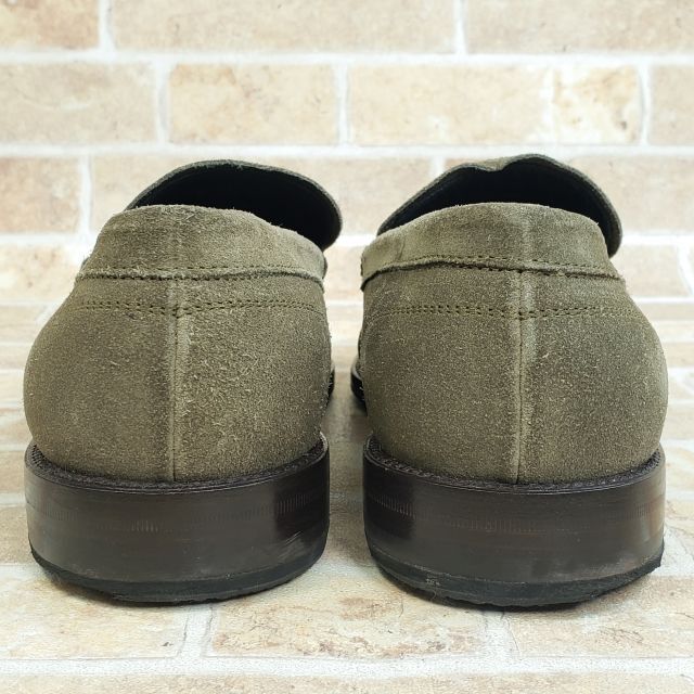 Salvatore Ferragamo(サルヴァトーレフェラガモ)のフェラガモ ☆ スエードレザー ローファー シューズ イタリア製 6.5 カーキ メンズの靴/シューズ(スリッポン/モカシン)の商品写真