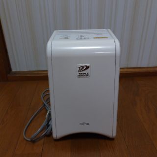 フジツウ(富士通)のFUJITSU 脱臭機 DAS-15-W(空気清浄器)