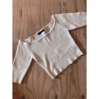 エモダ(EMODA)の新品未使用！EMODA ラウンドカットニットTOPS(ニット/セーター)