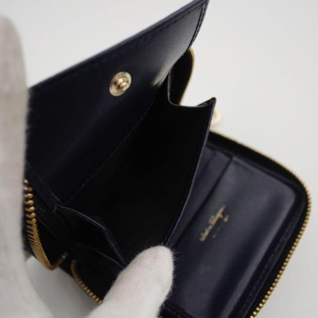 ✨極美品 入手困難✨ Ferragamo 財布 ネイビー ガンチーニ コンパクト