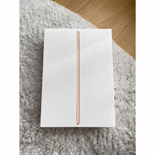 iPad(アイパッド)のiPad(第６世代)ゴールド　32GB wi-fi +Cellularモデル スマホ/家電/カメラのPC/タブレット(タブレット)の商品写真