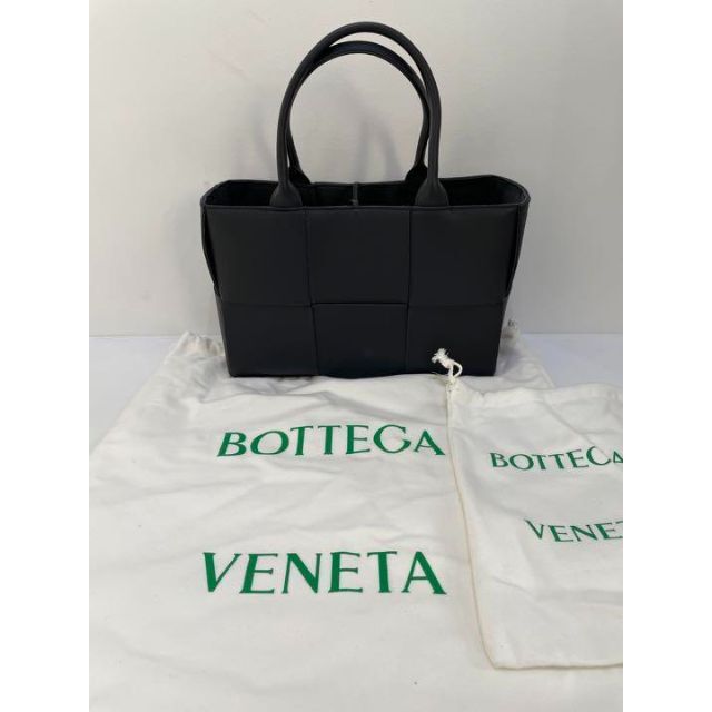 Bottega Veneta - ボッテガ　スモール　アルコ　トートバッグ　カバン　新品　セール　ブラック