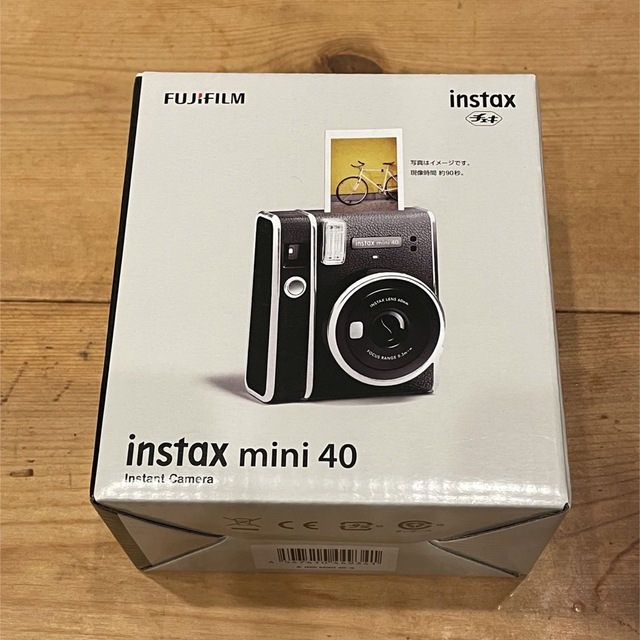 富士フイルム(フジフイルム)のFUJIFILM INSTAX MINI 40 チェキ スマホ/家電/カメラのカメラ(フィルムカメラ)の商品写真