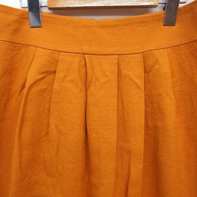 IENA(イエナ)のイエナ IENA タック フレアスカート ひざ丈 無地 ウール 38 オレンジ レディースのスカート(ひざ丈スカート)の商品写真