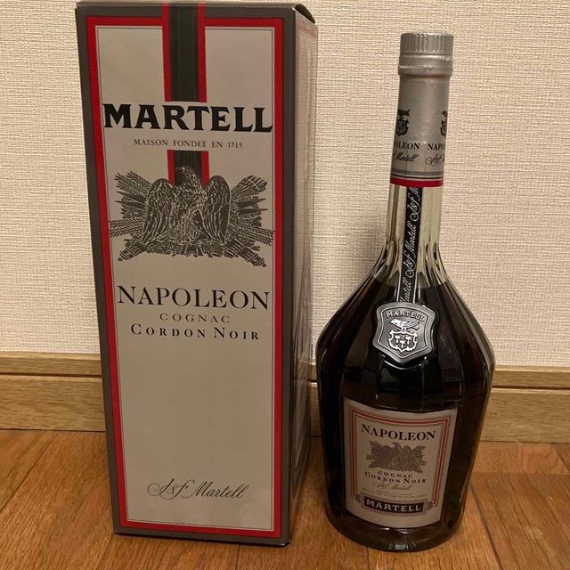 MARTELL【マーテル】 コルドンノワール ナポレオン 700ml 箱付