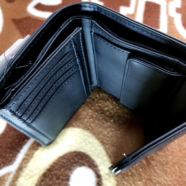 ブラック 財布 GUESS - 9