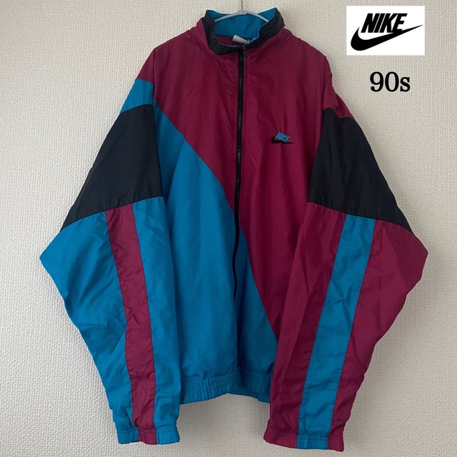 NIKE 80s ナイロンジャケット