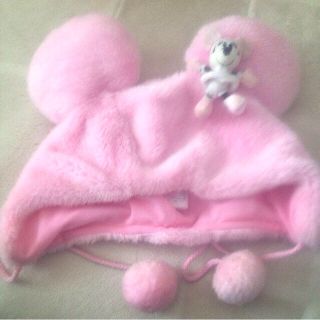 ミニーちゃん　ピンクの耳付きファー帽子 Disney（ハット ・ ピンク/桃色系）のフリマアイテム一覧