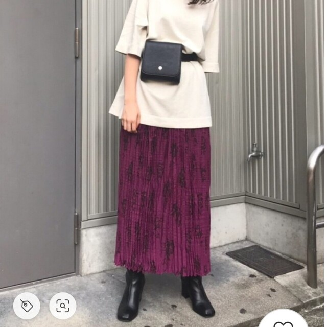 moussy(マウジー)のMOUSSY　BRUSHED ROSE PLEATS スカート レディースのスカート(ロングスカート)の商品写真