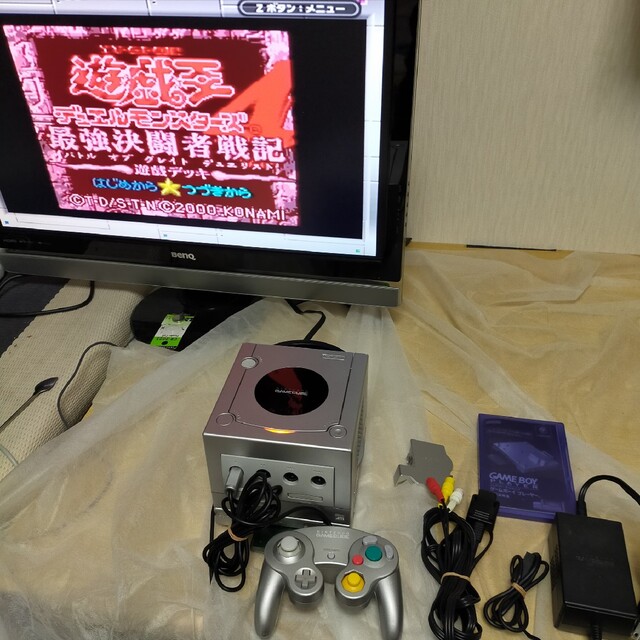 ニンテンドーゲームキューブ 本体 ゲームボーイプレイヤー ソフト付き-