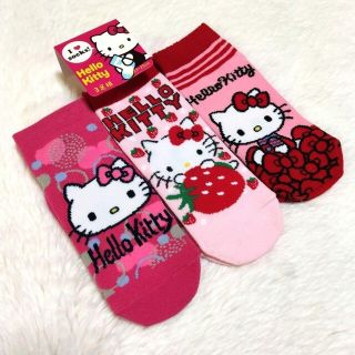 ハローキティ 靴下の通販 300点以上 | ハローキティのレディースを買う
