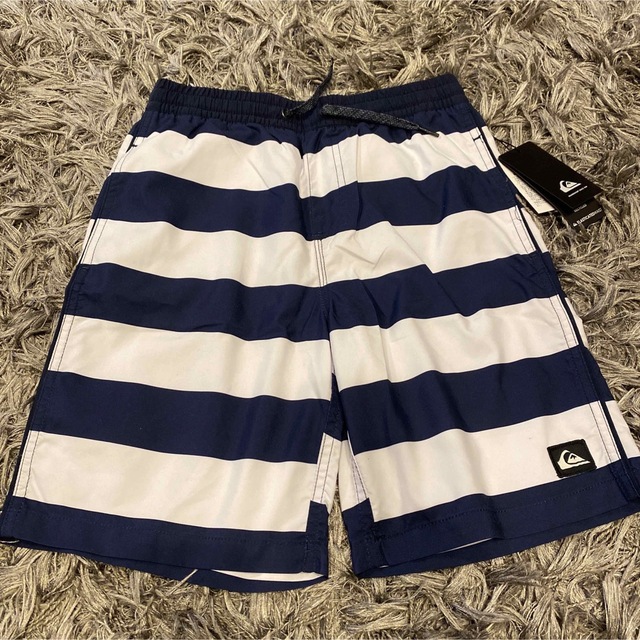 QUIKSILVER(クイックシルバー)のクイックシルバーボーダー水着 キッズ/ベビー/マタニティのキッズ服男の子用(90cm~)(水着)の商品写真